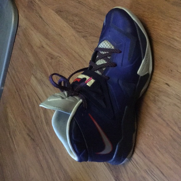 Lebron soldier 8 - Picture 2 of 3
